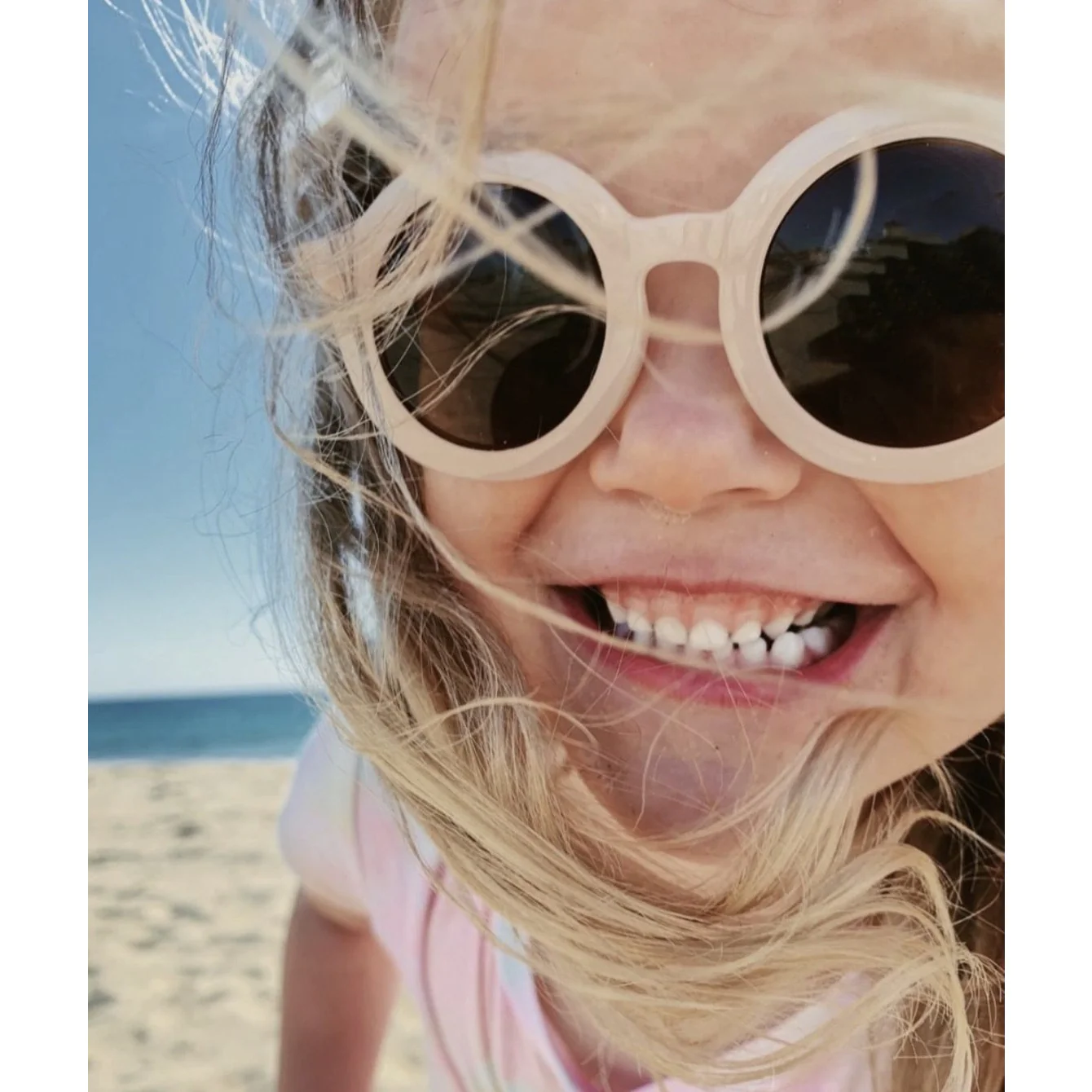 Lunettes de soleil – ronde rose – Image 2